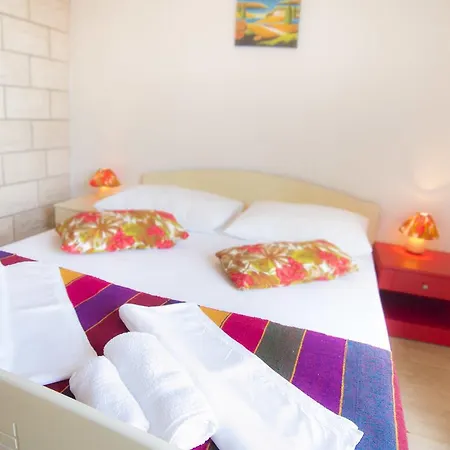 Apartman Marin *